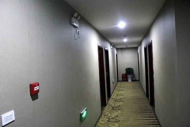 Wudangshan Jianpuzhai Hotel Danjiangkou ภายนอก รูปภาพ