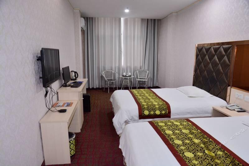 Wudangshan Jianpuzhai Hotel Danjiangkou ภายนอก รูปภาพ